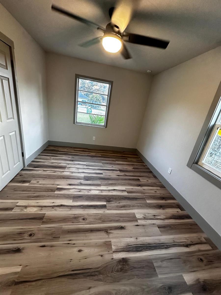 Image 11 of 68 For 5950 Edison Street