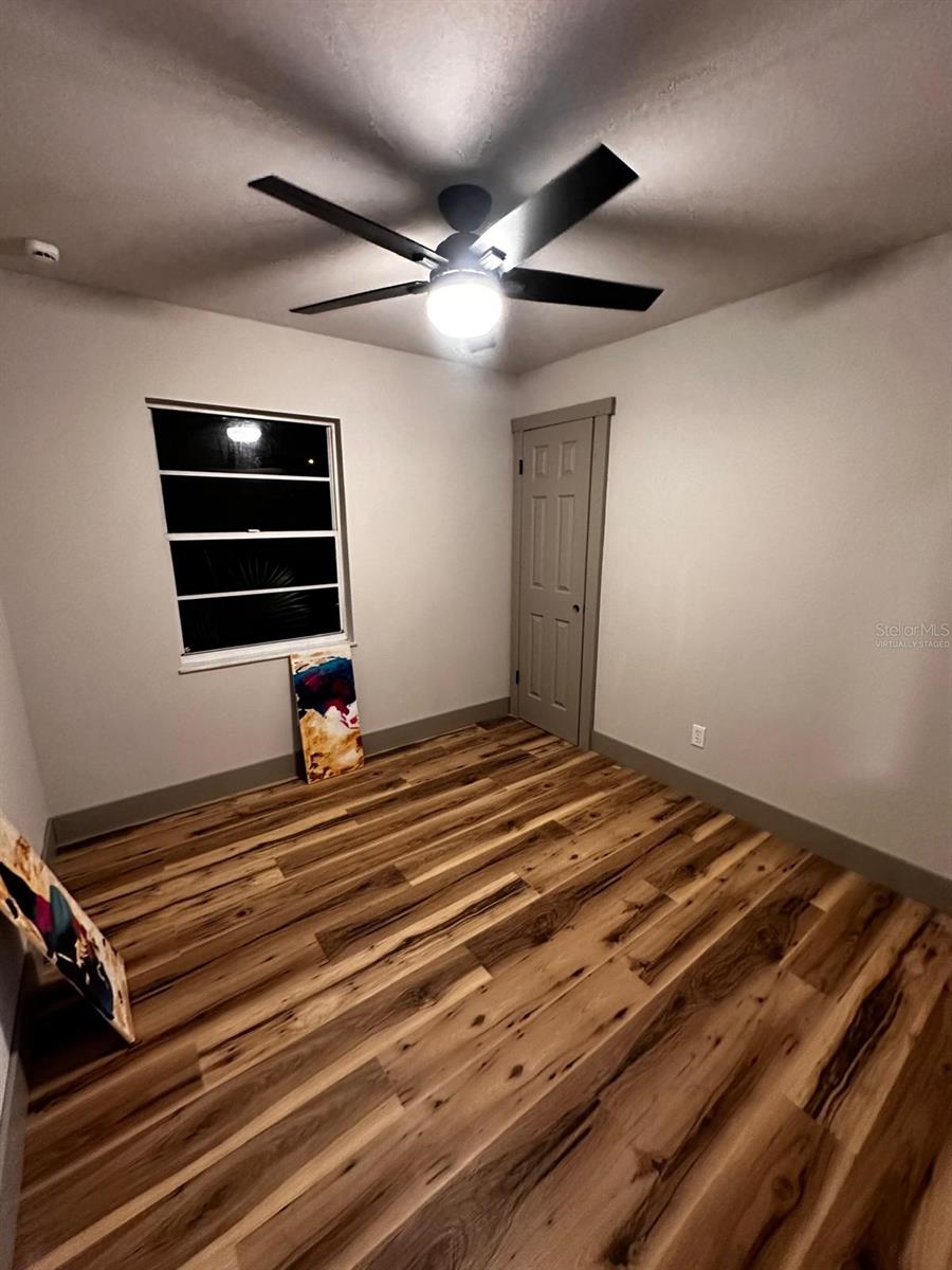 Image 4 of 68 For 5950 Edison Street
