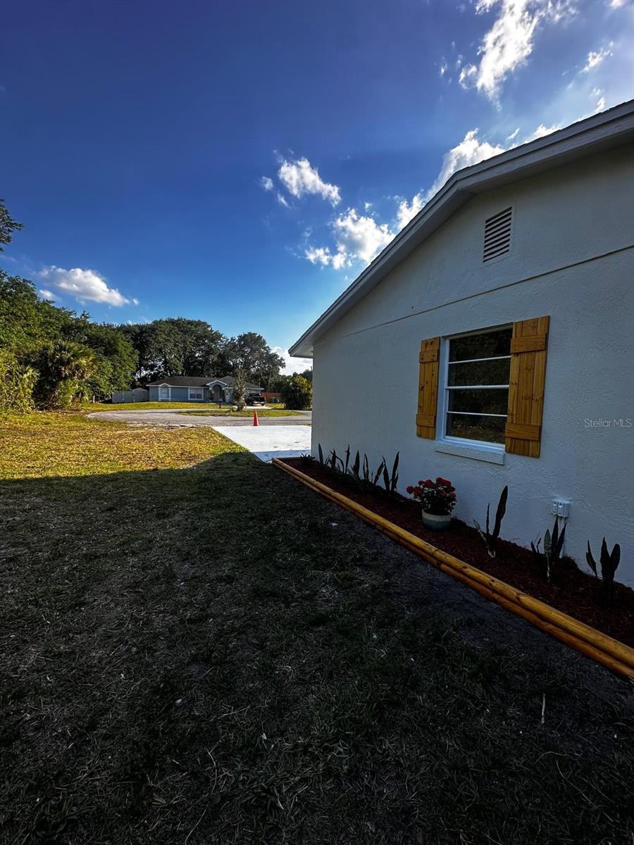 Image 42 of 68 For 5950 Edison Street