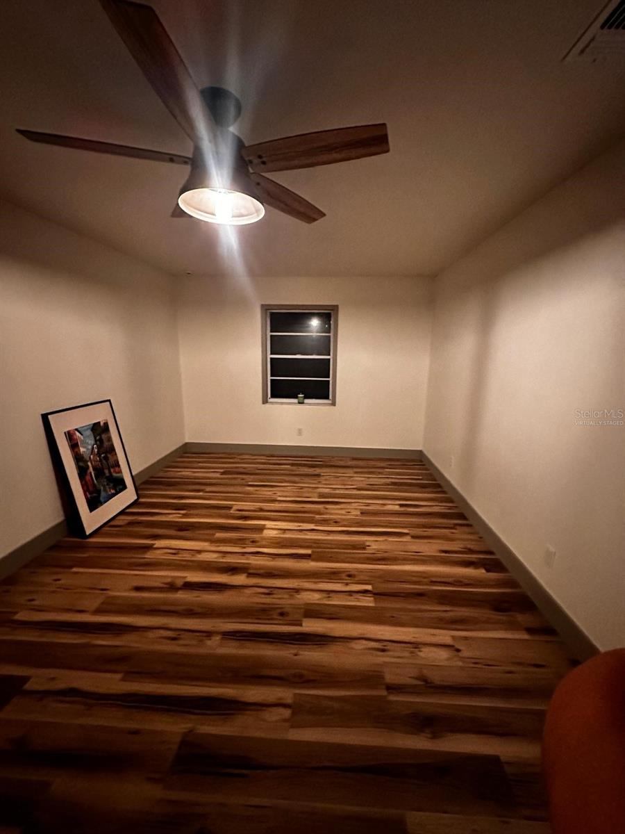 Image 7 of 68 For 5950 Edison Street