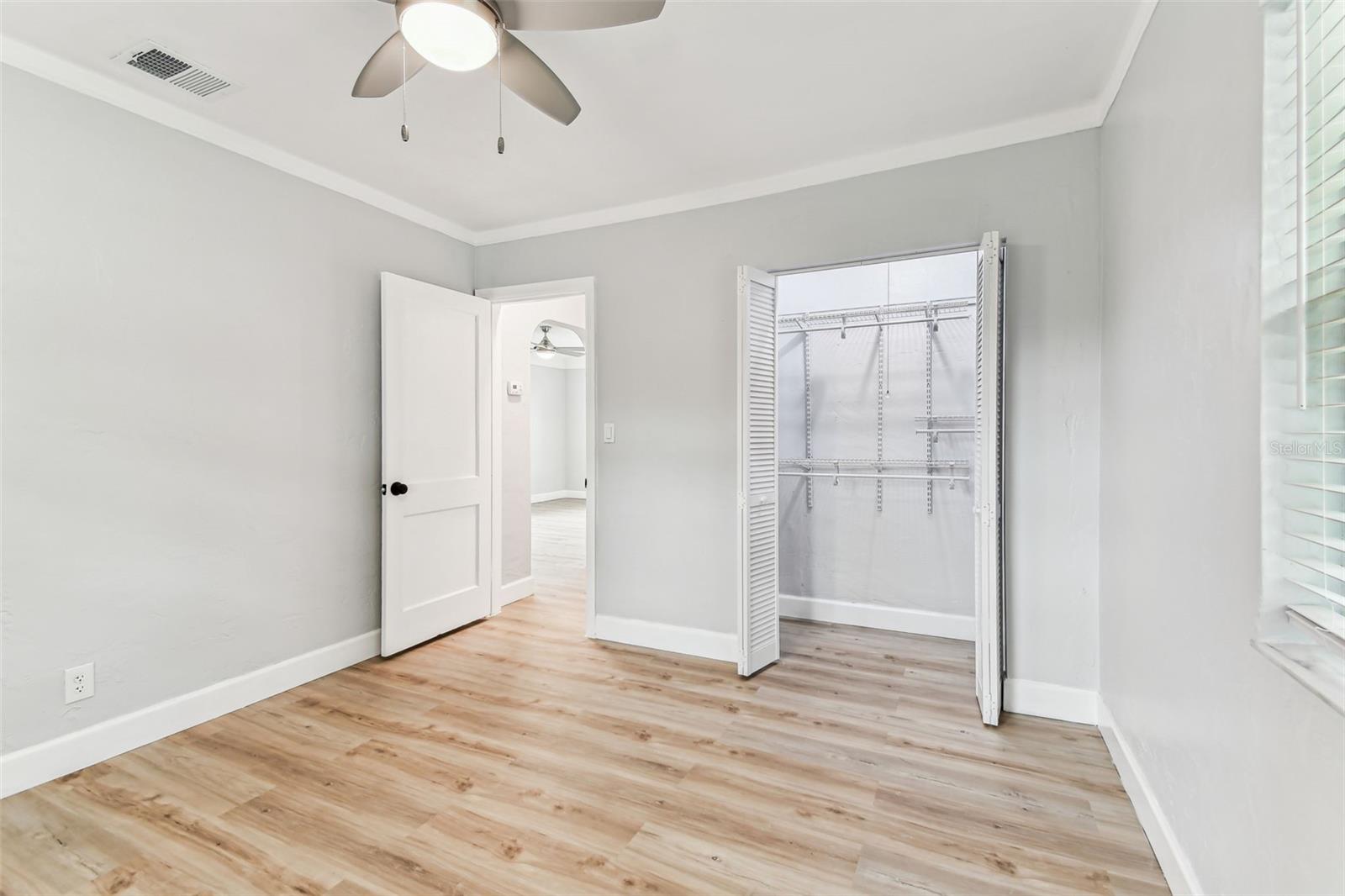 Image 12 of 24 For 508 38th Avenue N