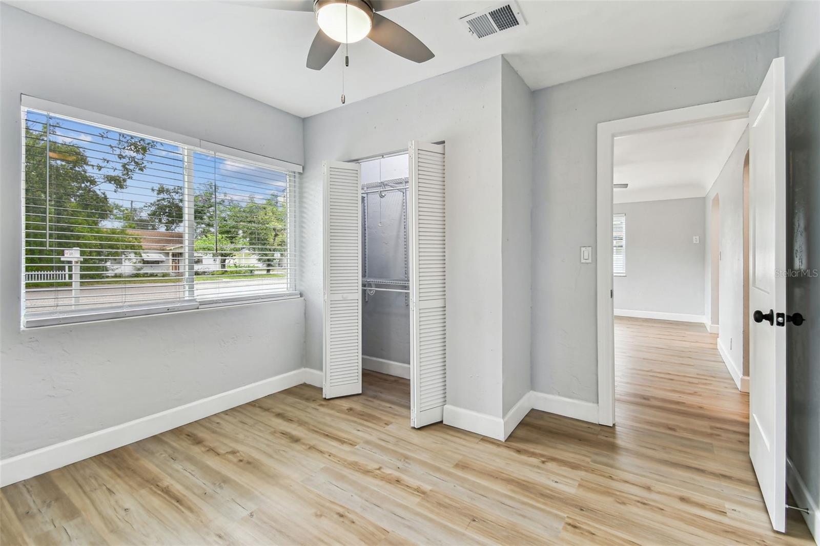 Image 9 of 24 For 508 38th Avenue N