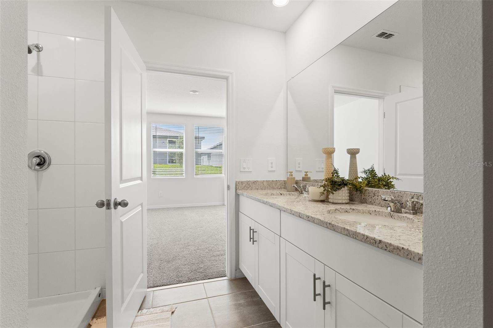 Listing photo id 18 for 3655 Moscato Drive
