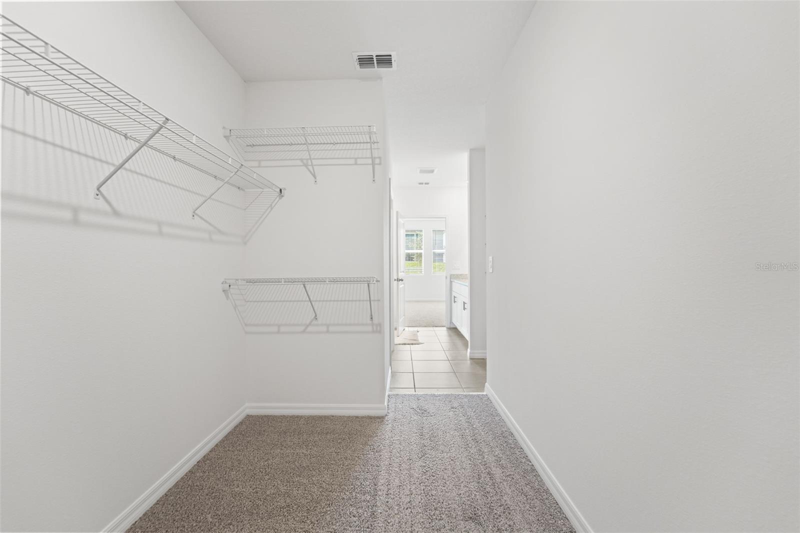 Listing photo id 21 for 3655 Moscato Drive