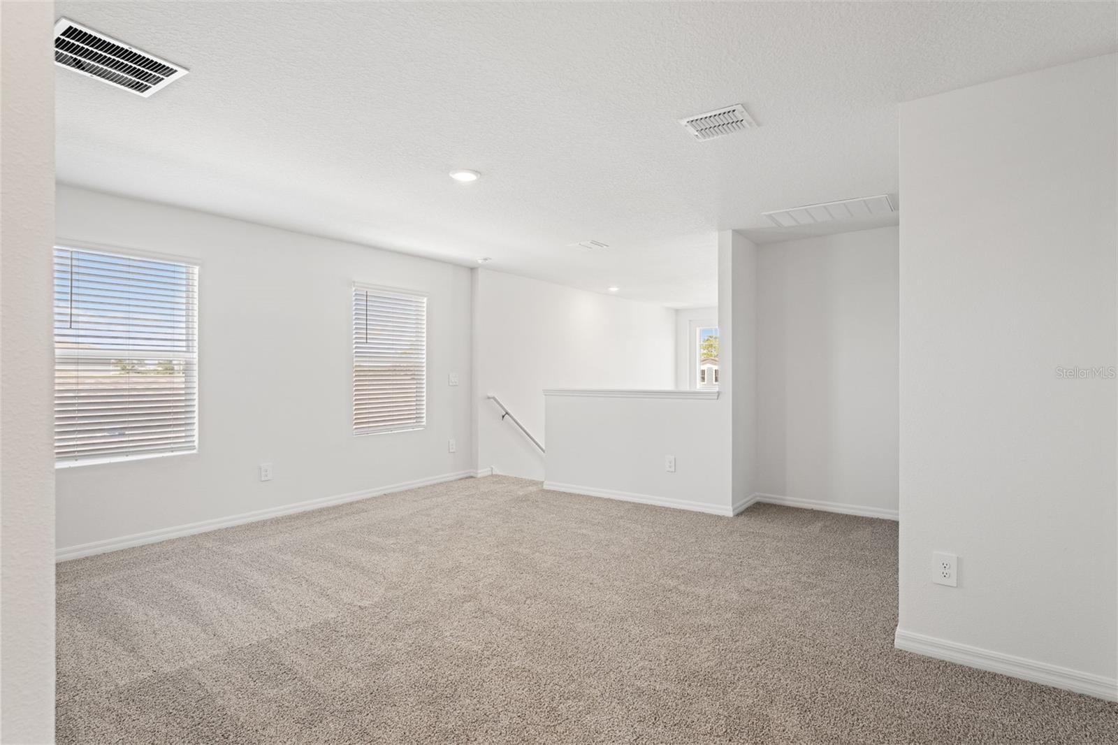 Listing photo id 23 for 3655 Moscato Drive