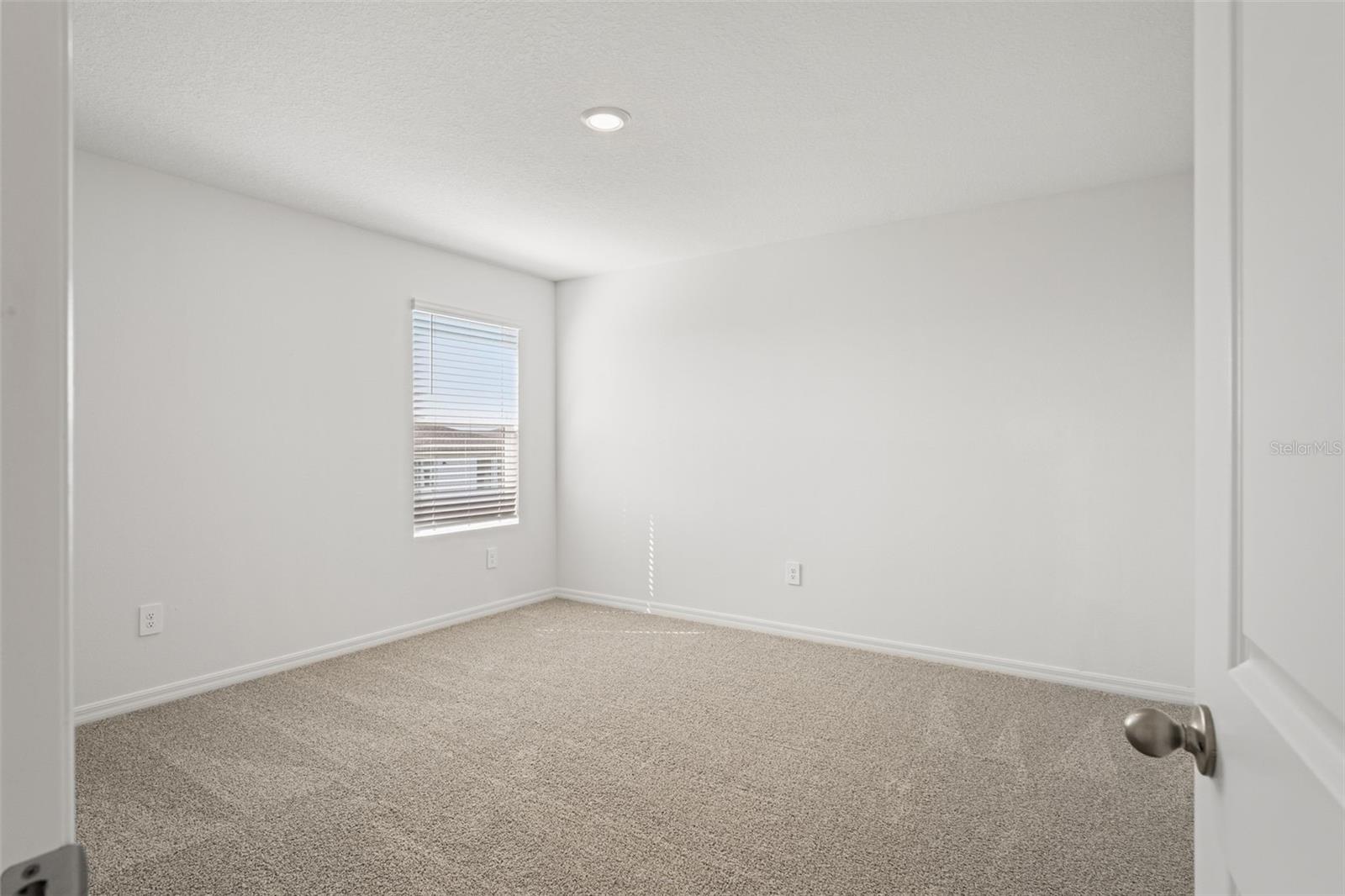 Listing photo id 25 for 3655 Moscato Drive