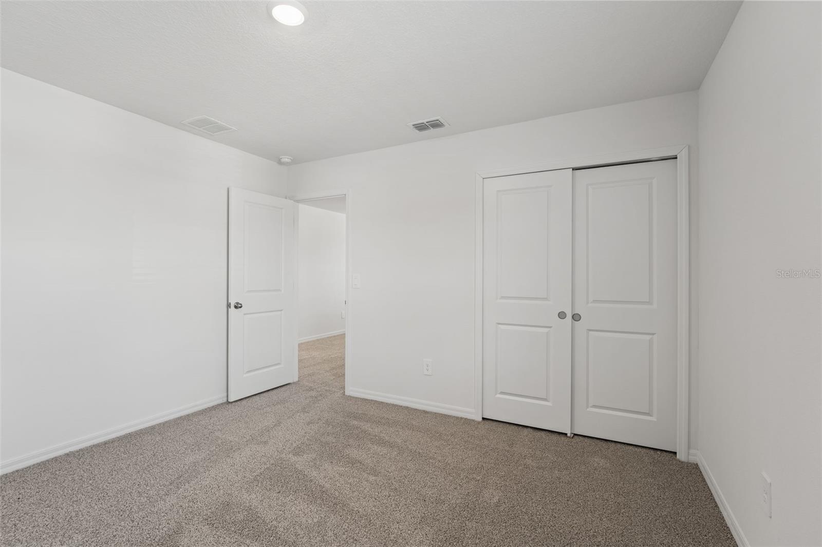 Listing photo id 26 for 3655 Moscato Drive