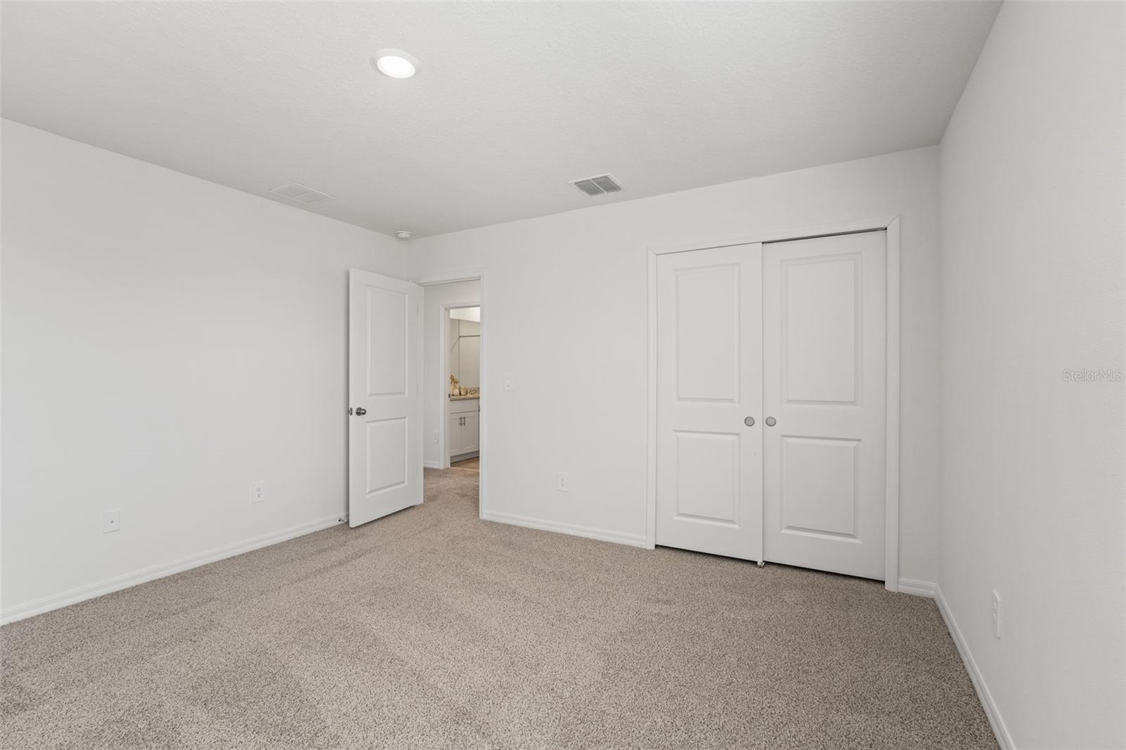 Listing photo id 27 for 3655 Moscato Drive