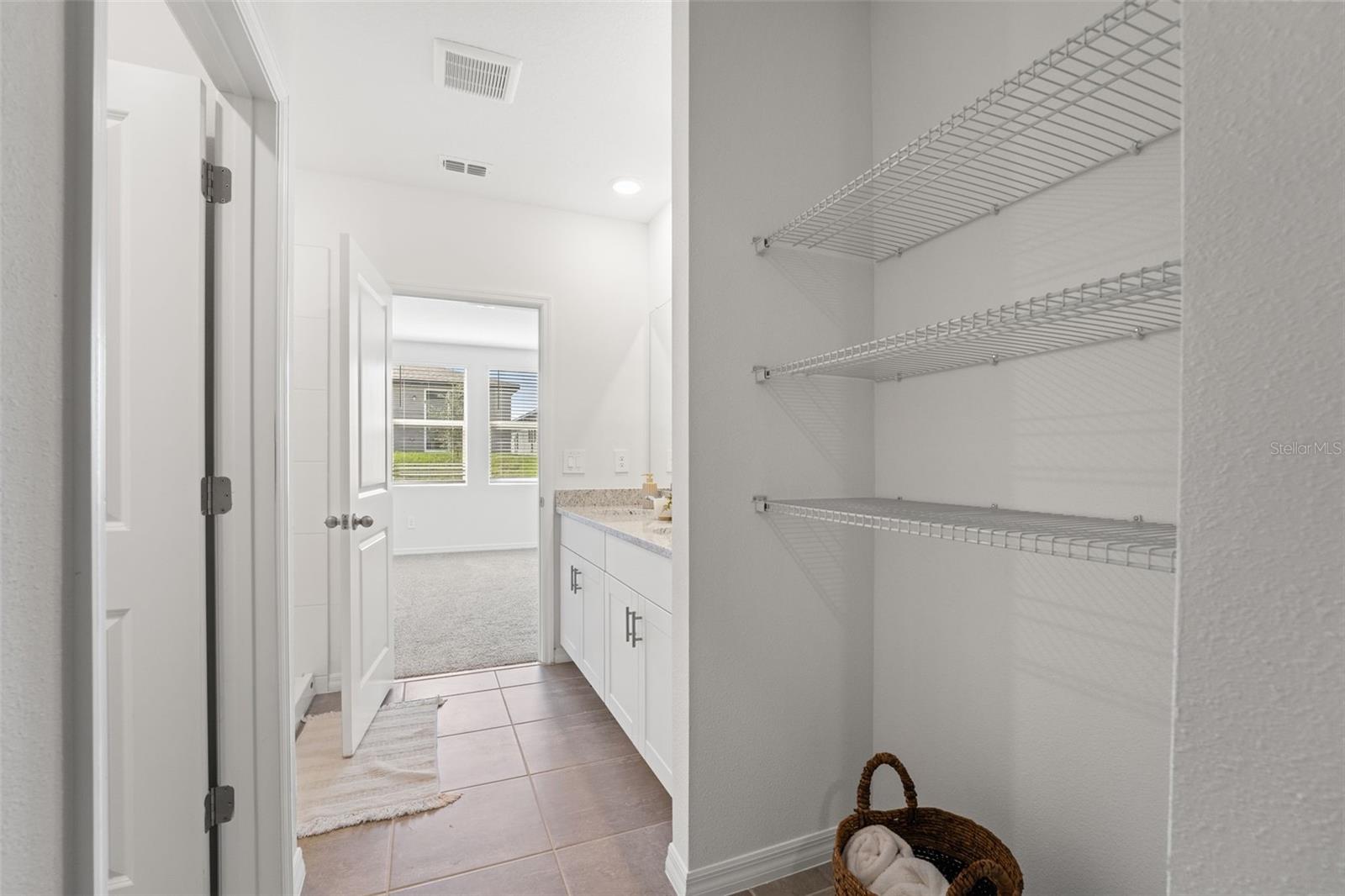 Listing photo id 36 for 3655 Moscato Drive