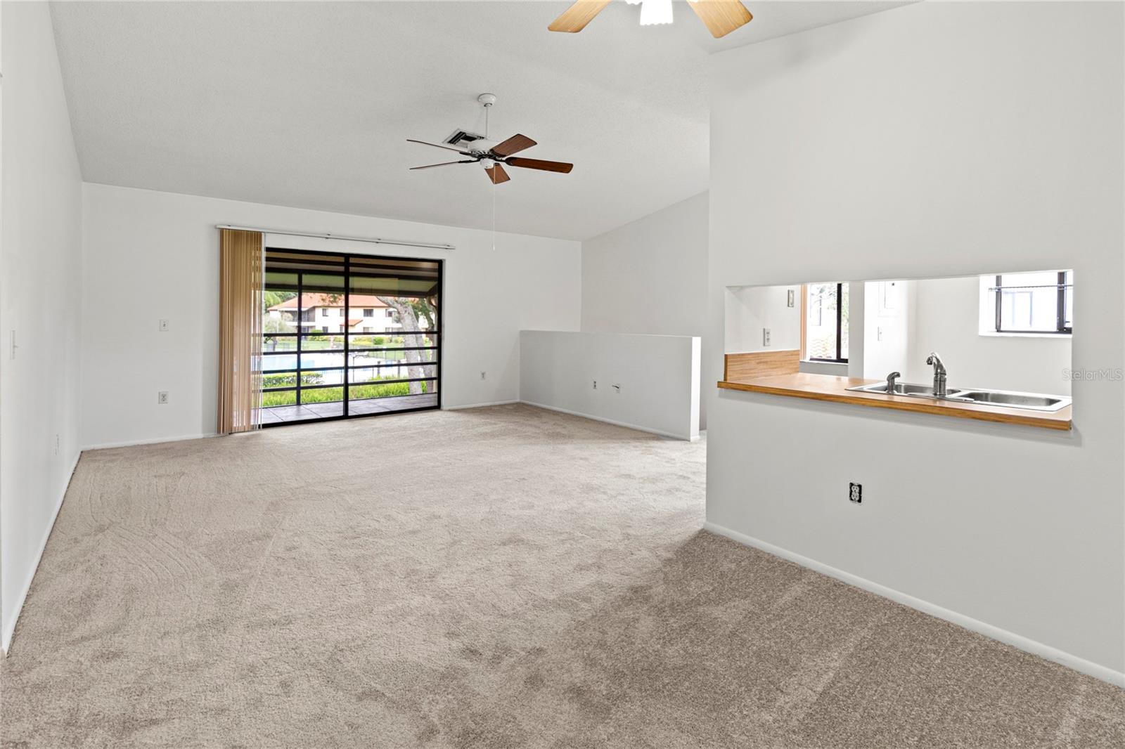 Image 18 of 55 For 5785 Gardens Drive