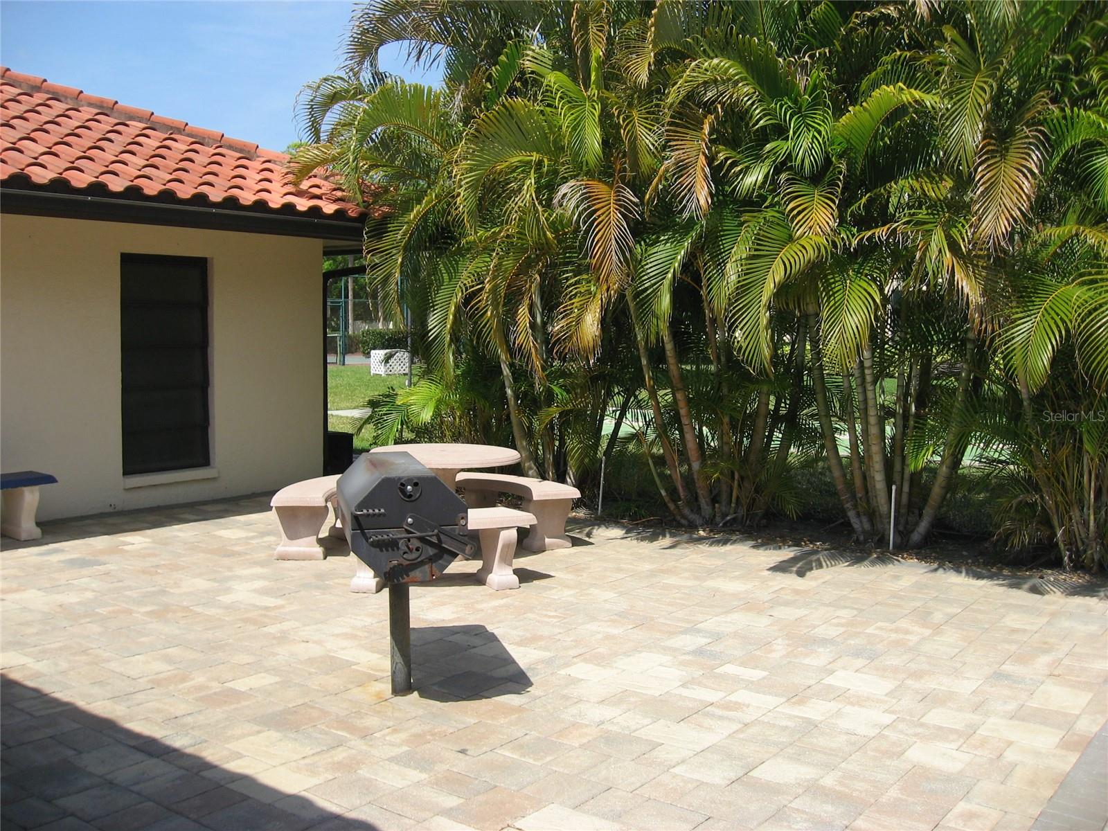 Image 47 of 55 For 5785 Gardens Drive