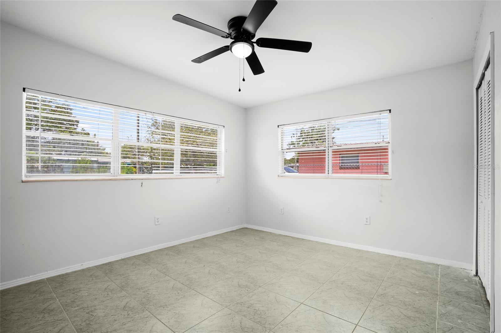 Image 20 of 29 For 512 Langford Circle