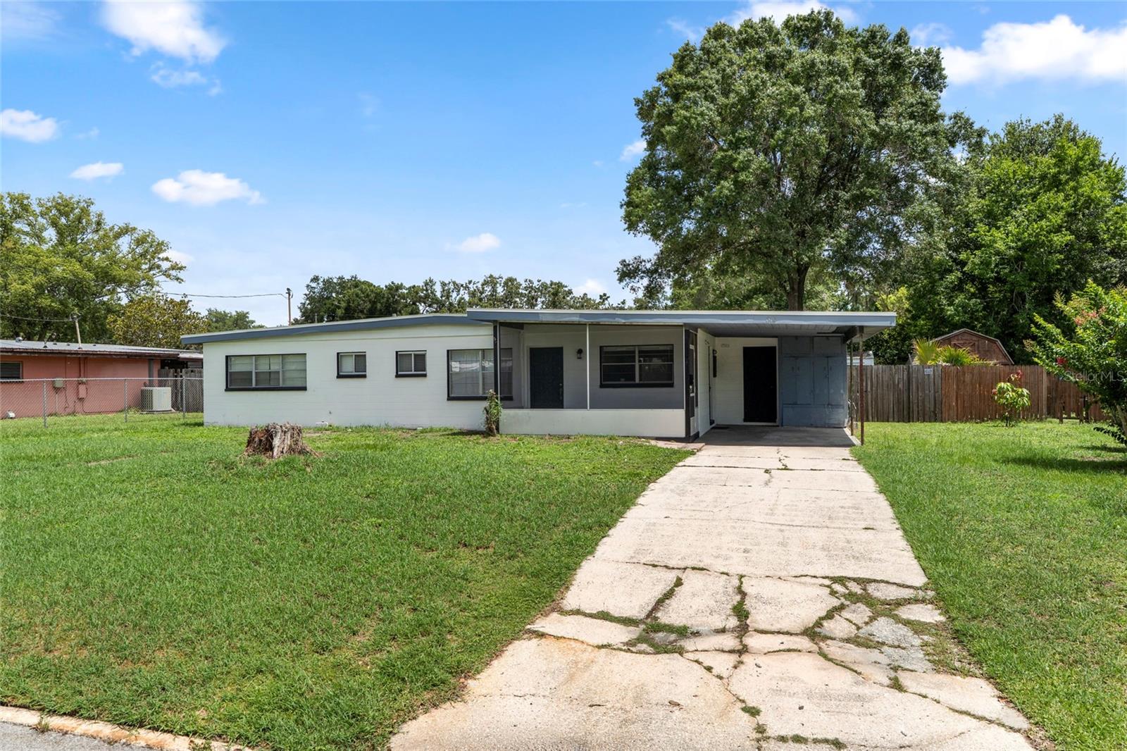 Image 3 of 29 For 512 Langford Circle