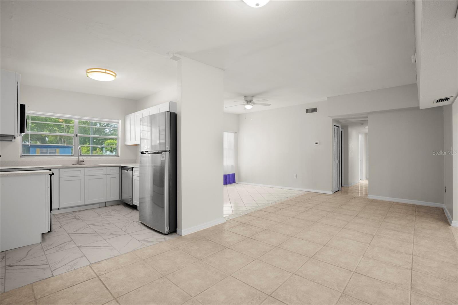Image 9 of 29 For 512 Langford Circle