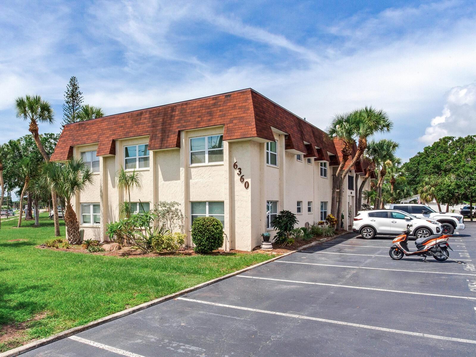 Details for 6360 1st Street N 202, ST PETERSBURG, FL 33702