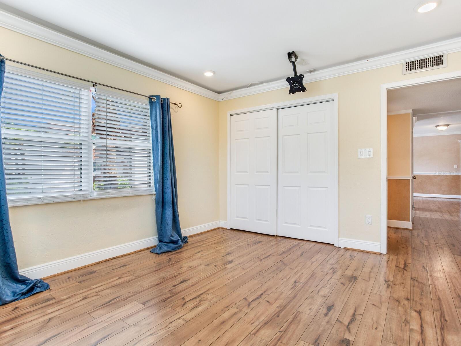 Image 16 of 22 For 6360 1st Street N 202