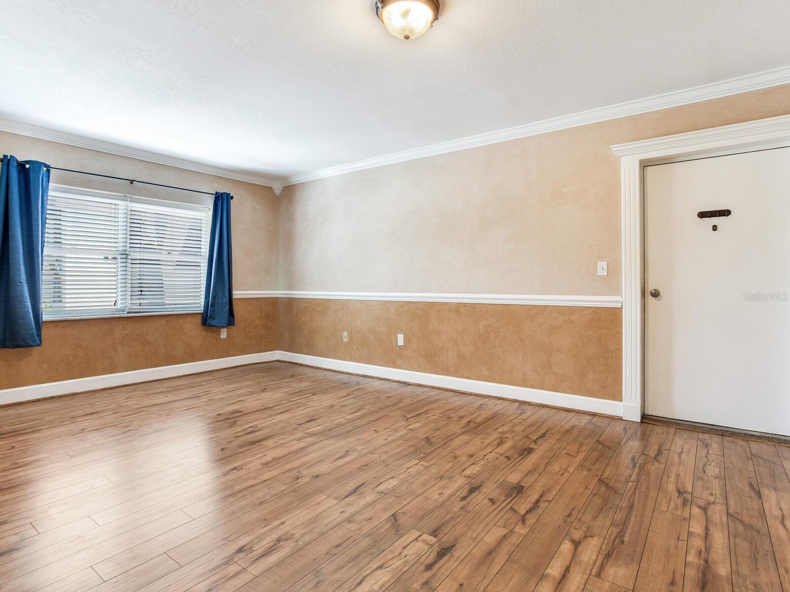 Image 9 of 22 For 6360 1st Street N 202