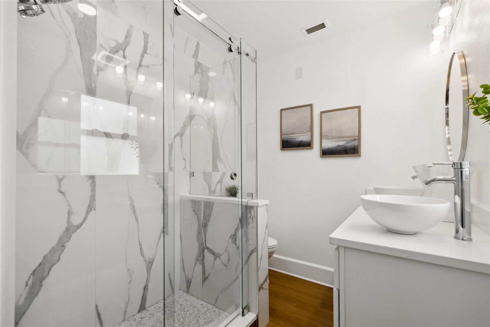 Image 33 of 73 For 1650 22nd Avenue N