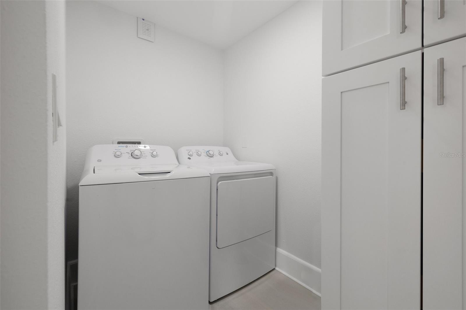 Image 40 of 73 For 1650 22nd Avenue N