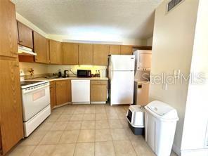 Image 13 of 16 For 1423 Pine Glen Lane D2