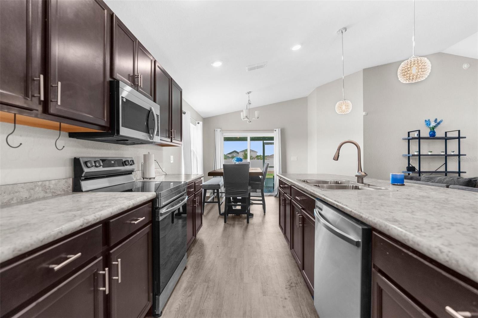 Image 12 of 44 For 11940 Stone Pine Street