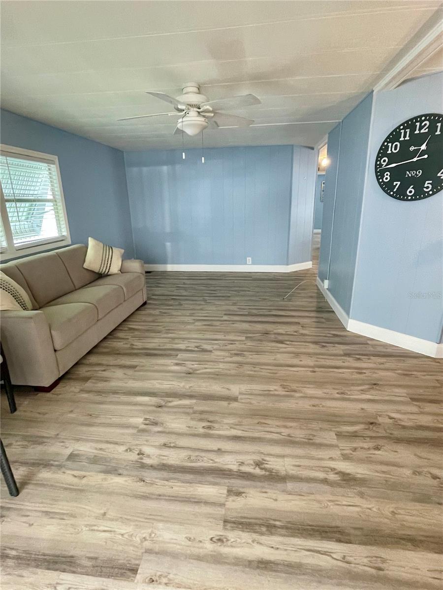 Image 15 of 39 For 34645 Camphor Drive N