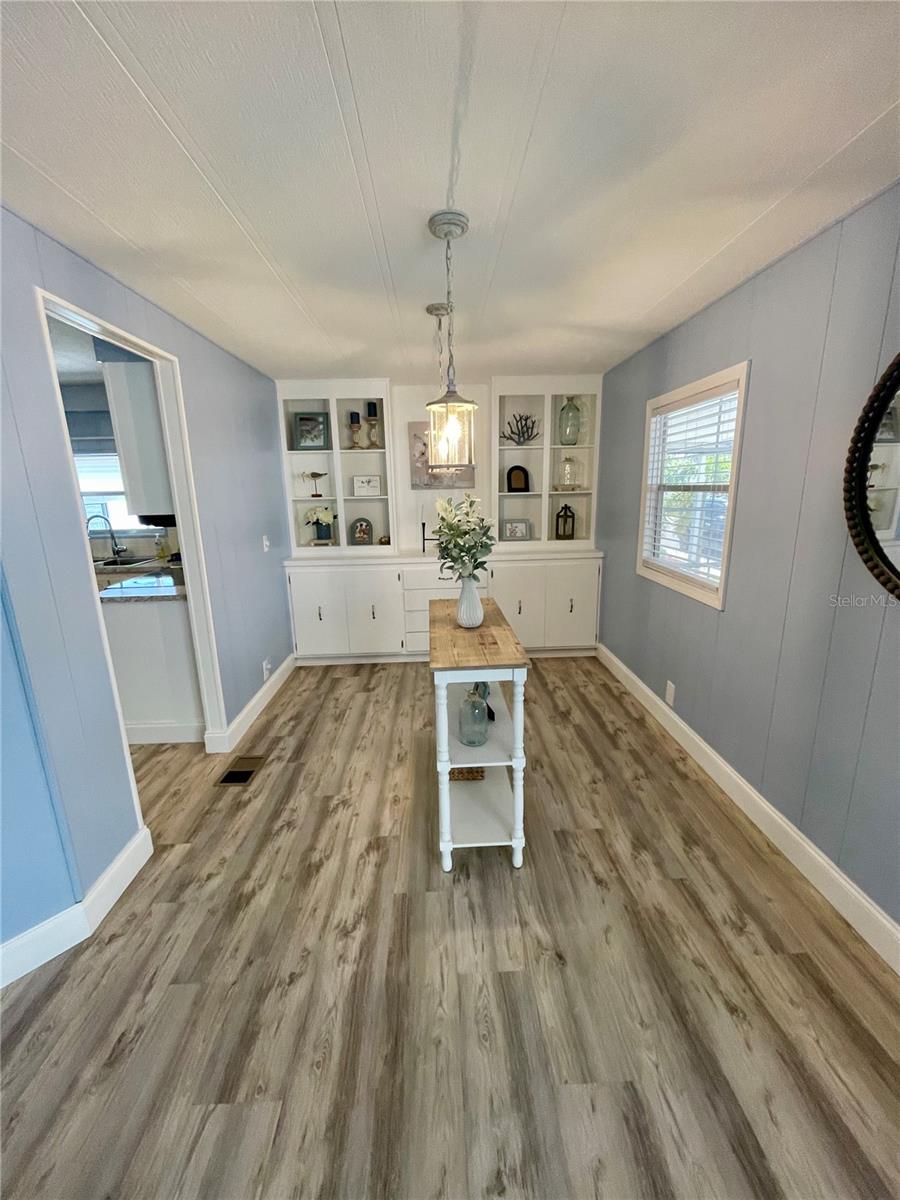 Image 18 of 39 For 34645 Camphor Drive N