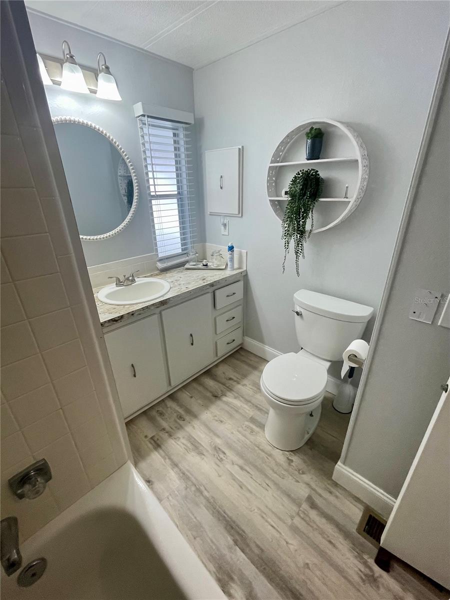 Image 27 of 39 For 34645 Camphor Drive N