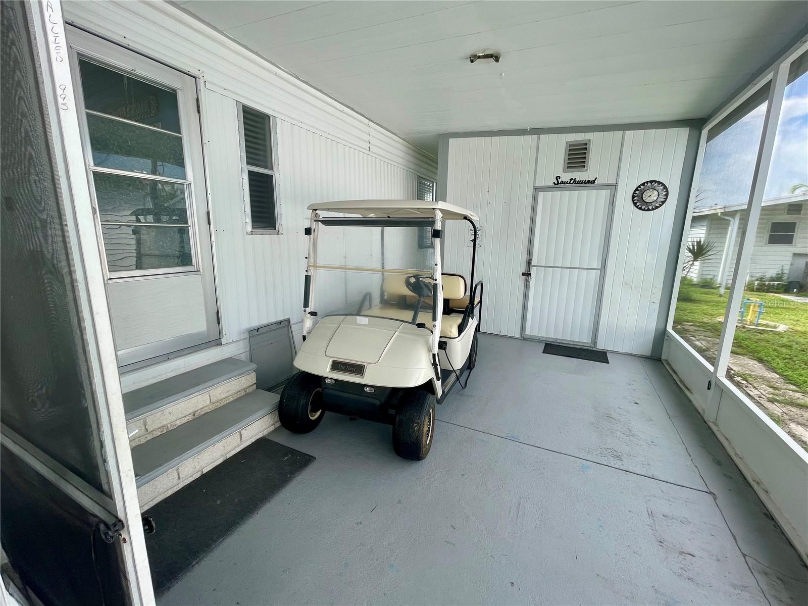 Image 4 of 39 For 34645 Camphor Drive N
