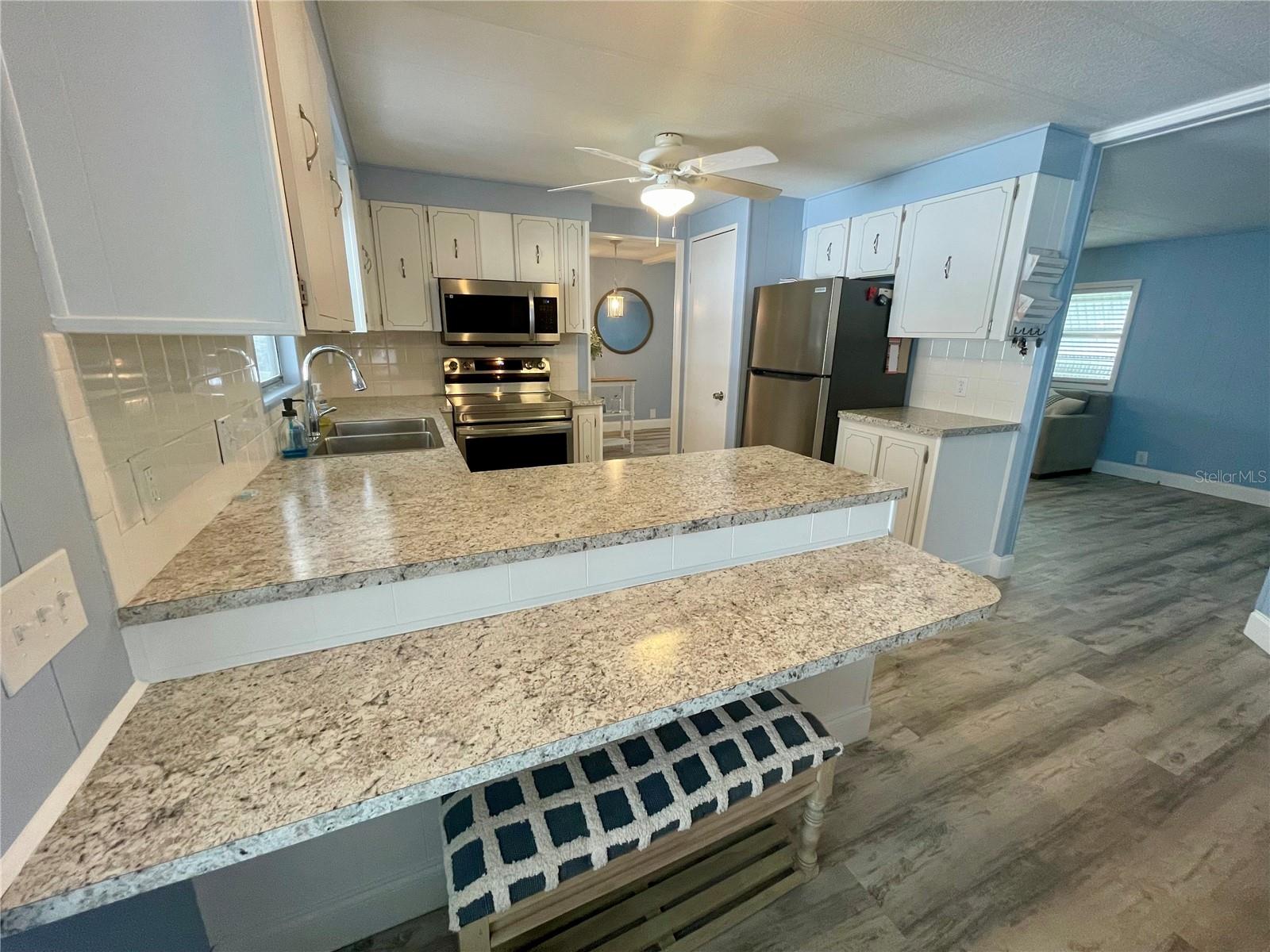 Image 5 of 39 For 34645 Camphor Drive N