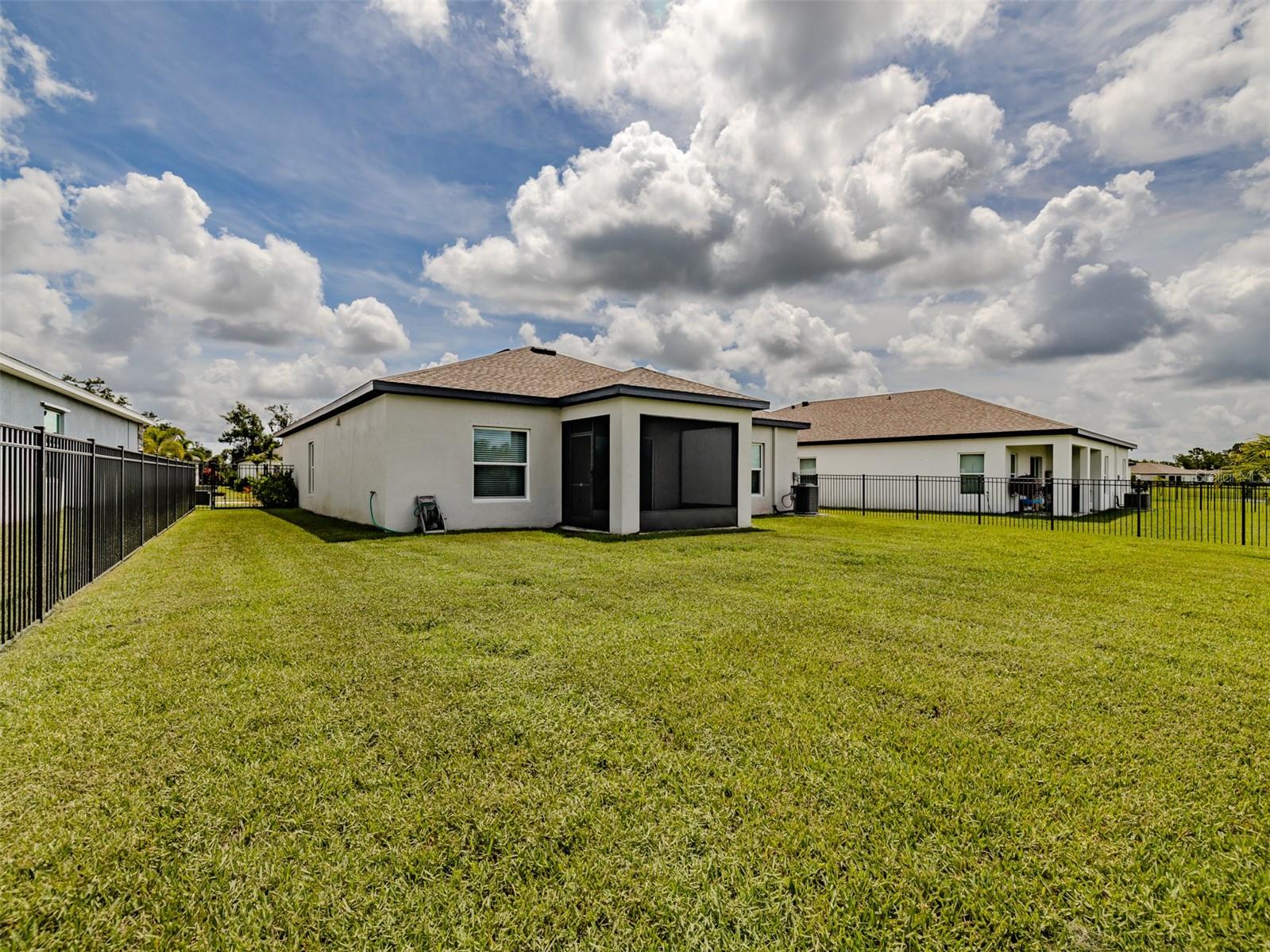 Image 37 of 55 For 5329 Senza Trail