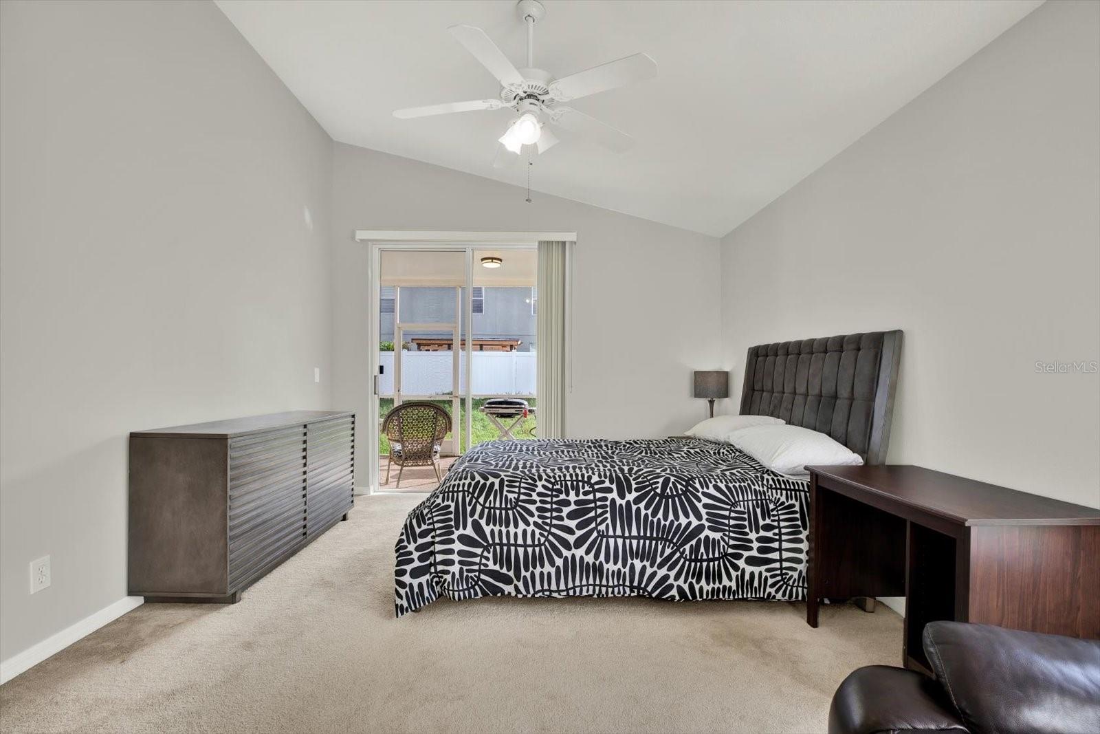 Listing photo id 12 for 18419 Merseyside Loop
