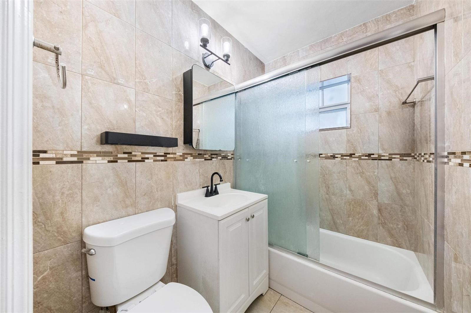 Image 22 of 31 For 12995 5th Avenue