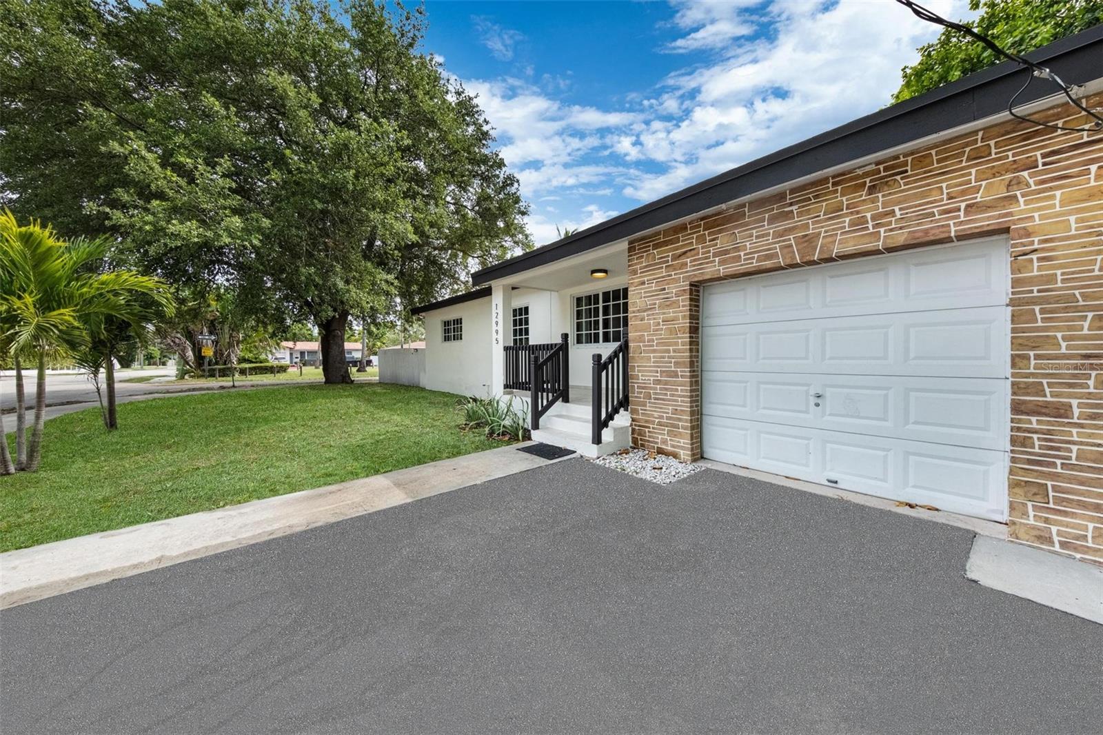 Image 3 of 31 For 12995 5th Avenue
