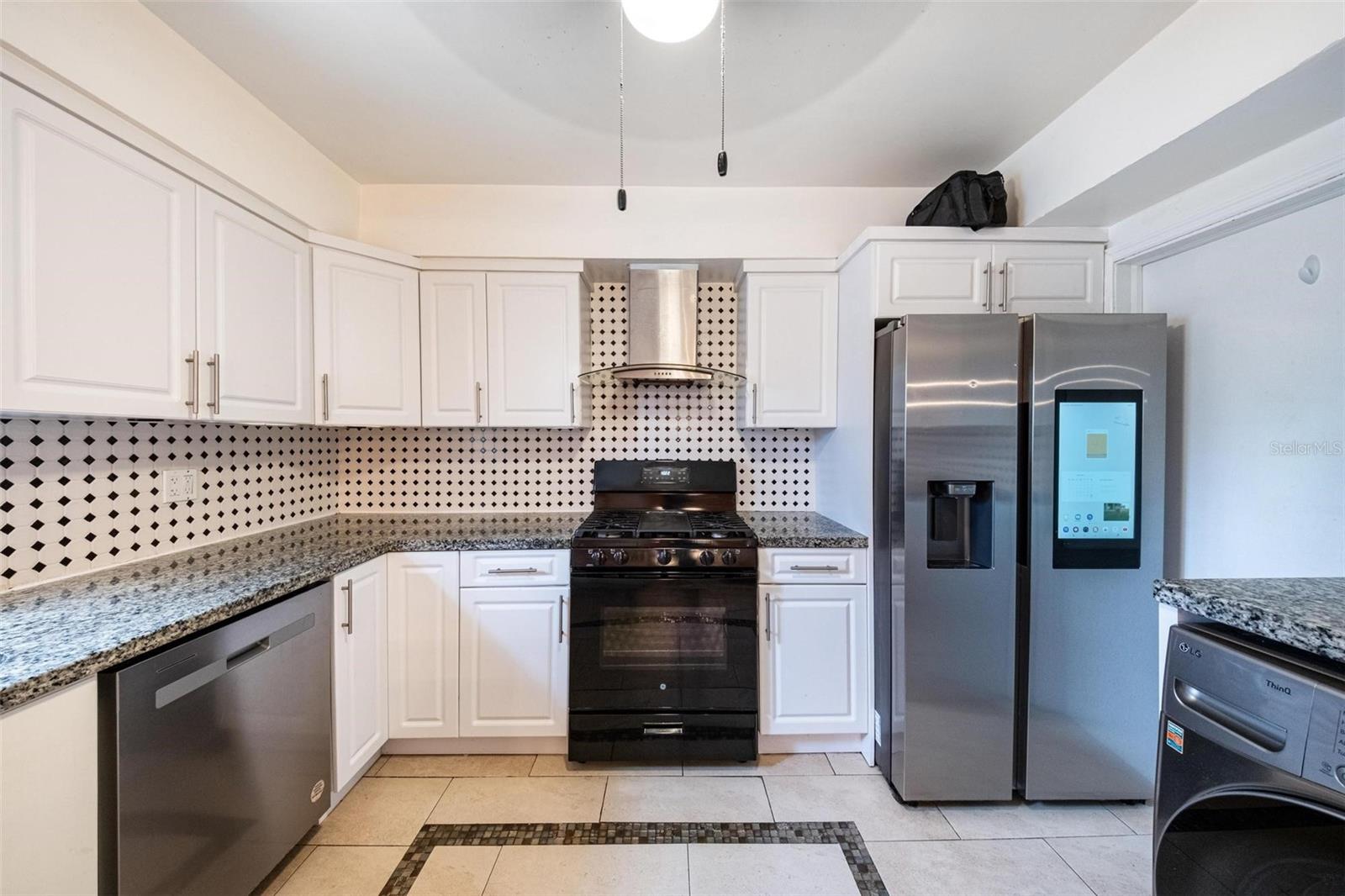 Image 6 of 31 For 12995 5th Avenue