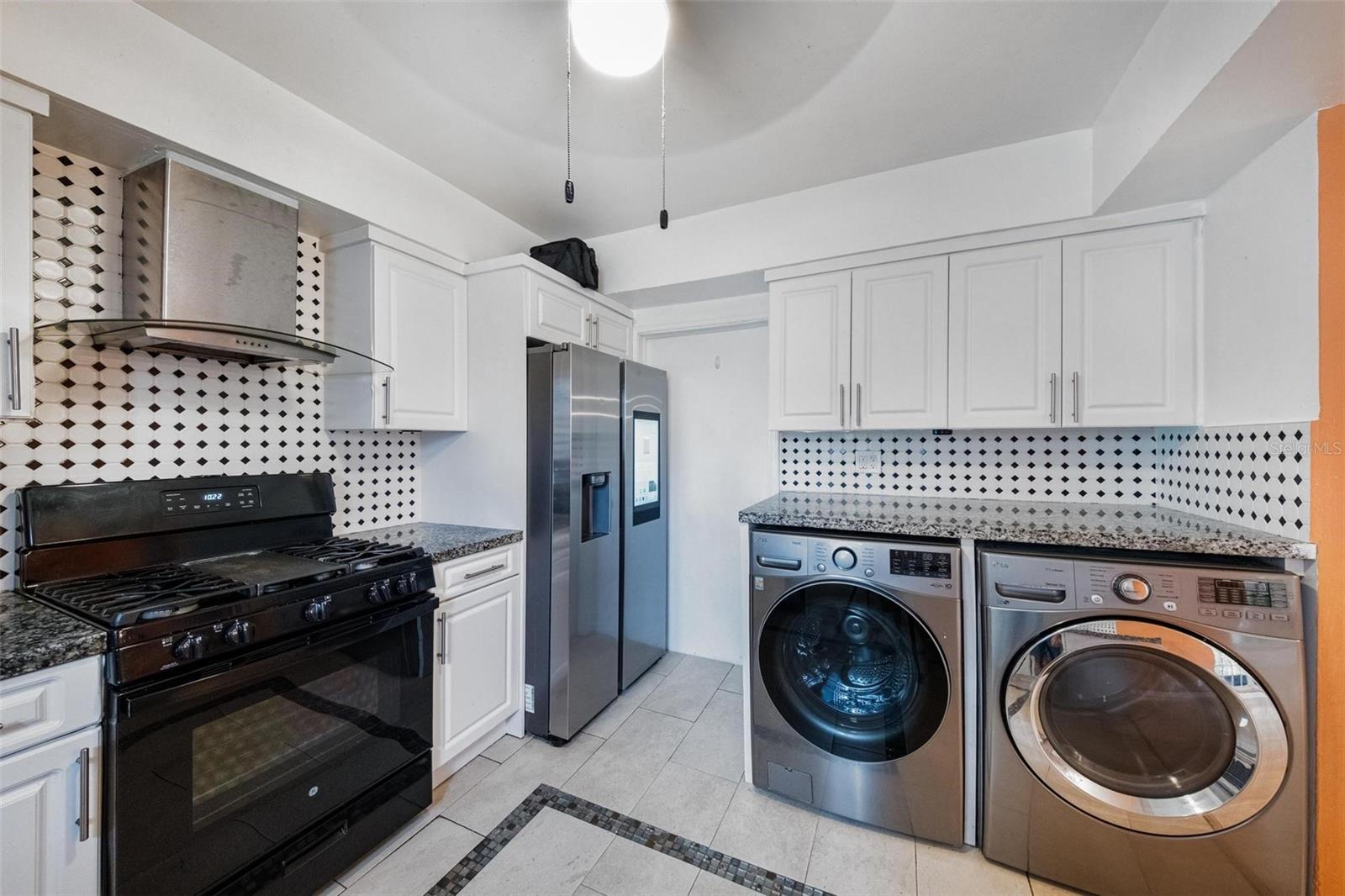 Image 7 of 31 For 12995 5th Avenue