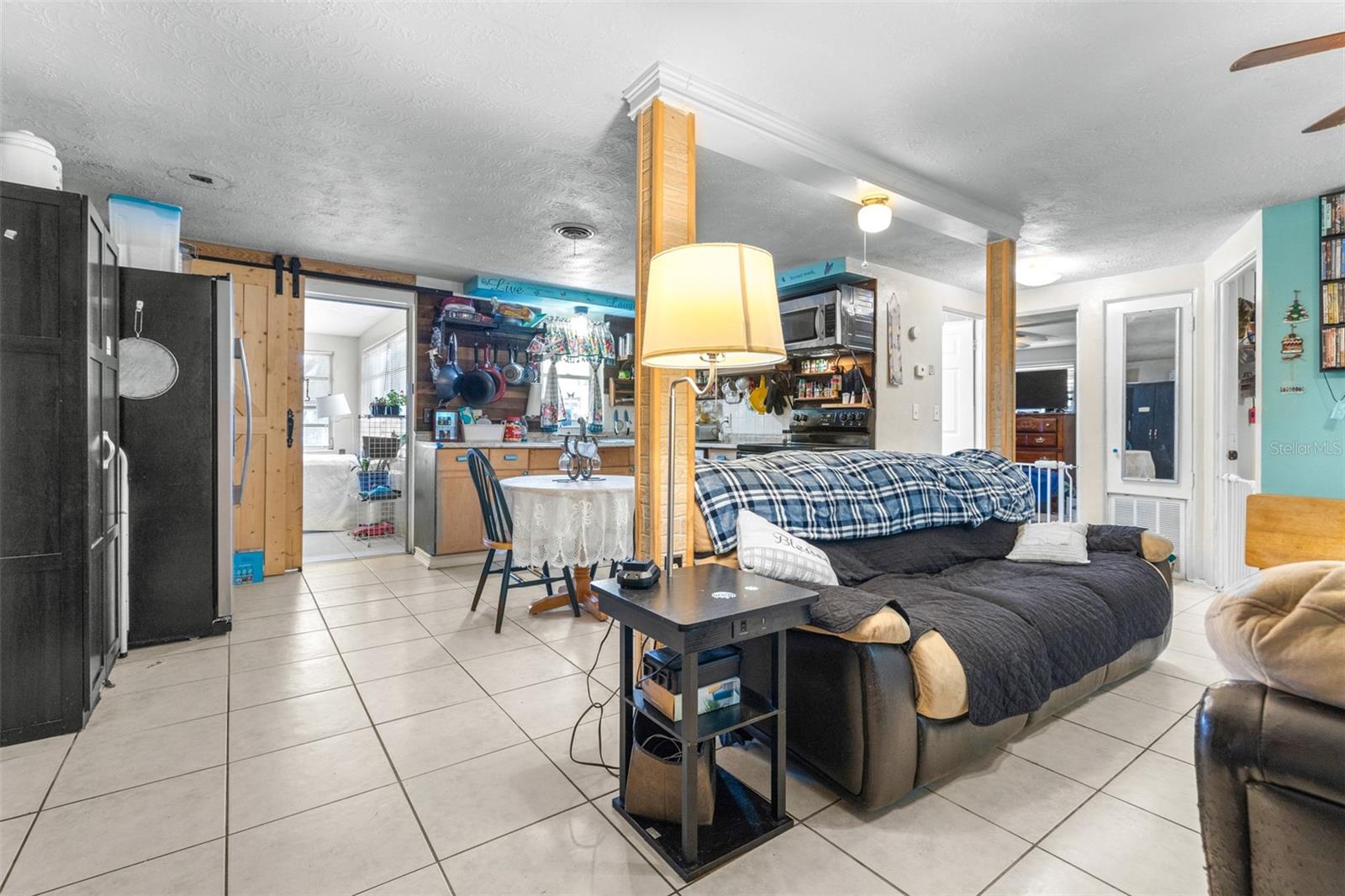 Listing photo id 8 for 7441 Cypress Drive