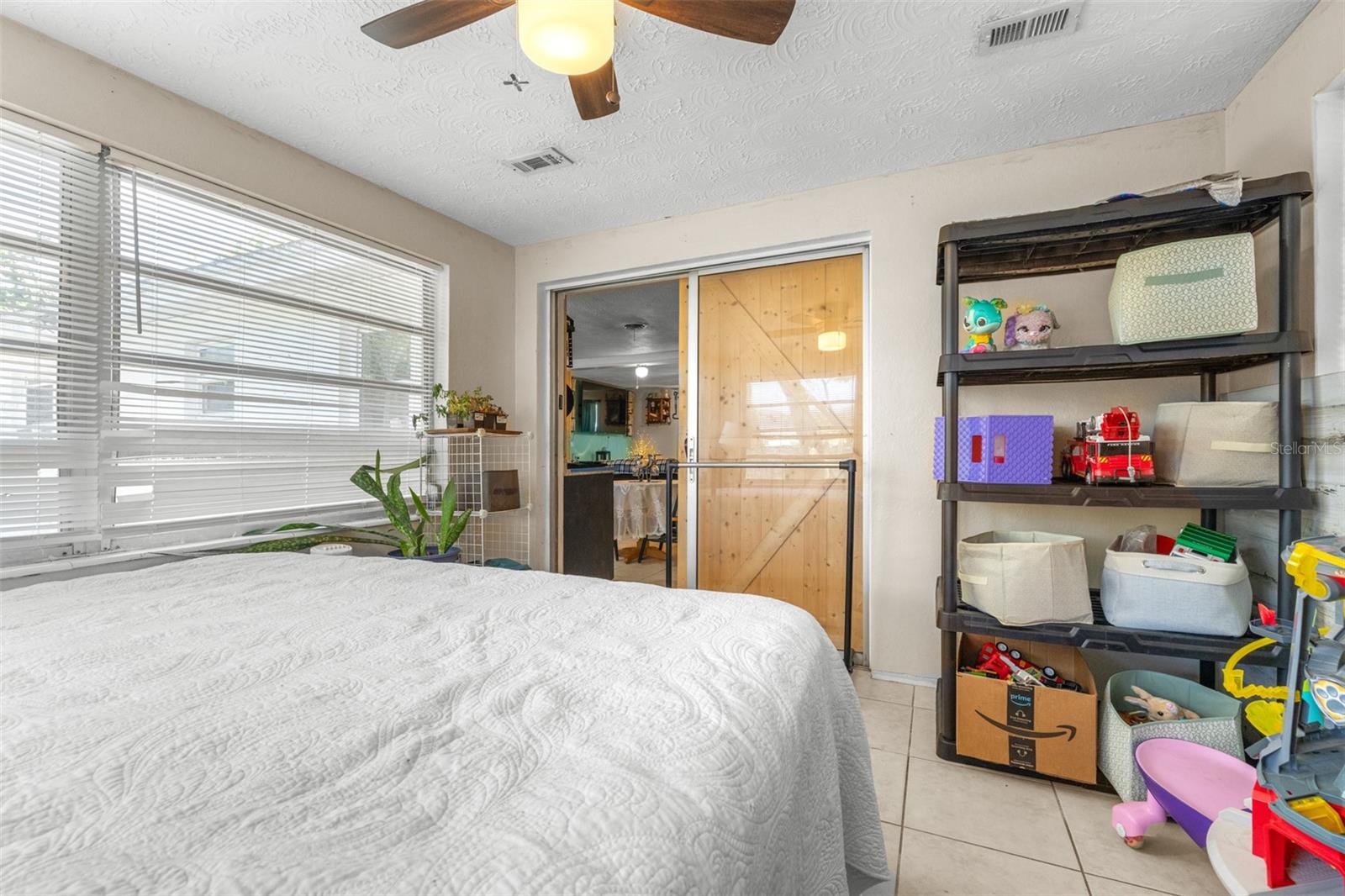 Listing photo id 16 for 7441 Cypress Drive