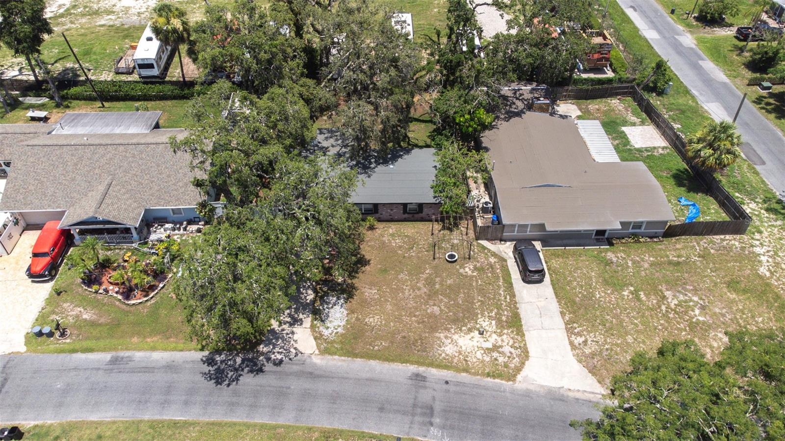 Listing photo id 24 for 7441 Cypress Drive