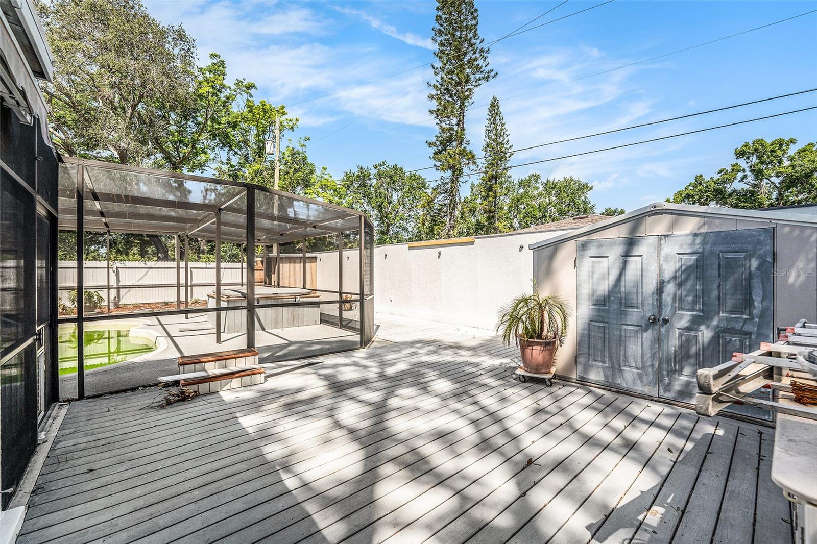 Image 29 of 33 For 4925 Alcazar Way S