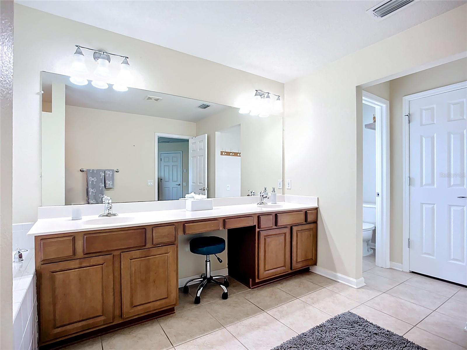 Image 32 of 63 For 5830 100th Avenue E