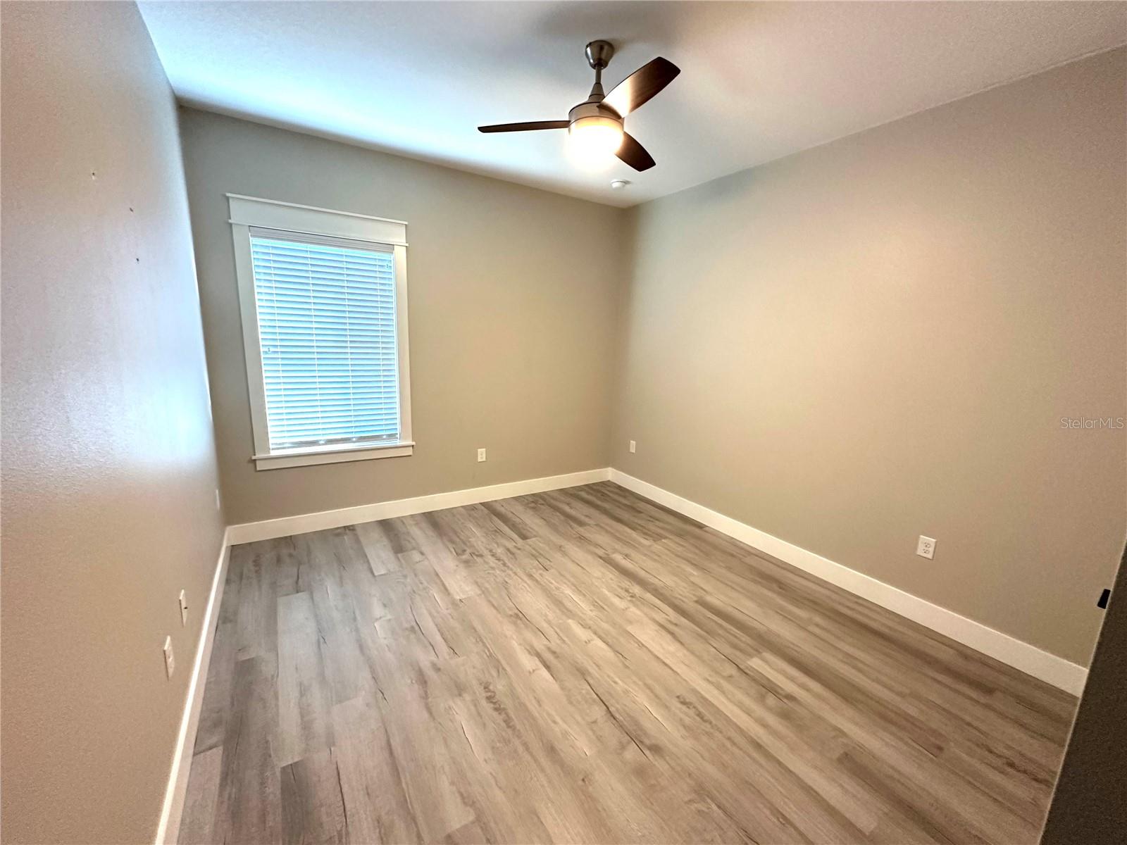 Image 7 of 16 For 9005 Flora Street