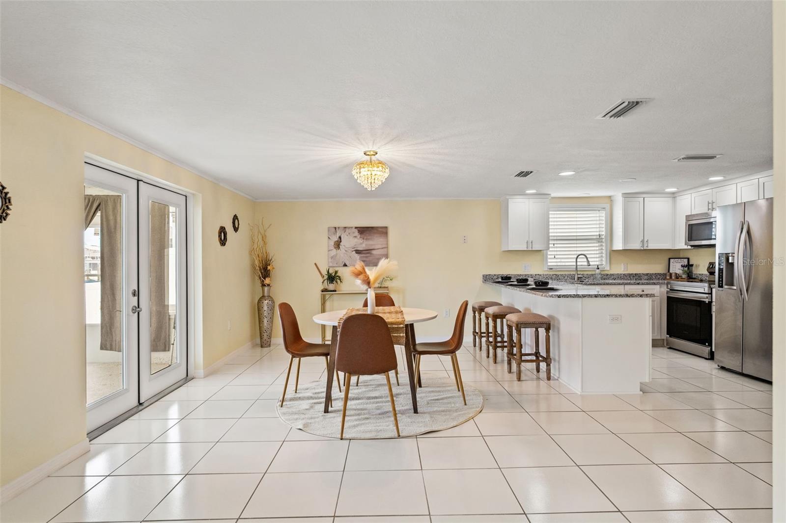 Image 10 of 30 For 7401 Islander Lane
