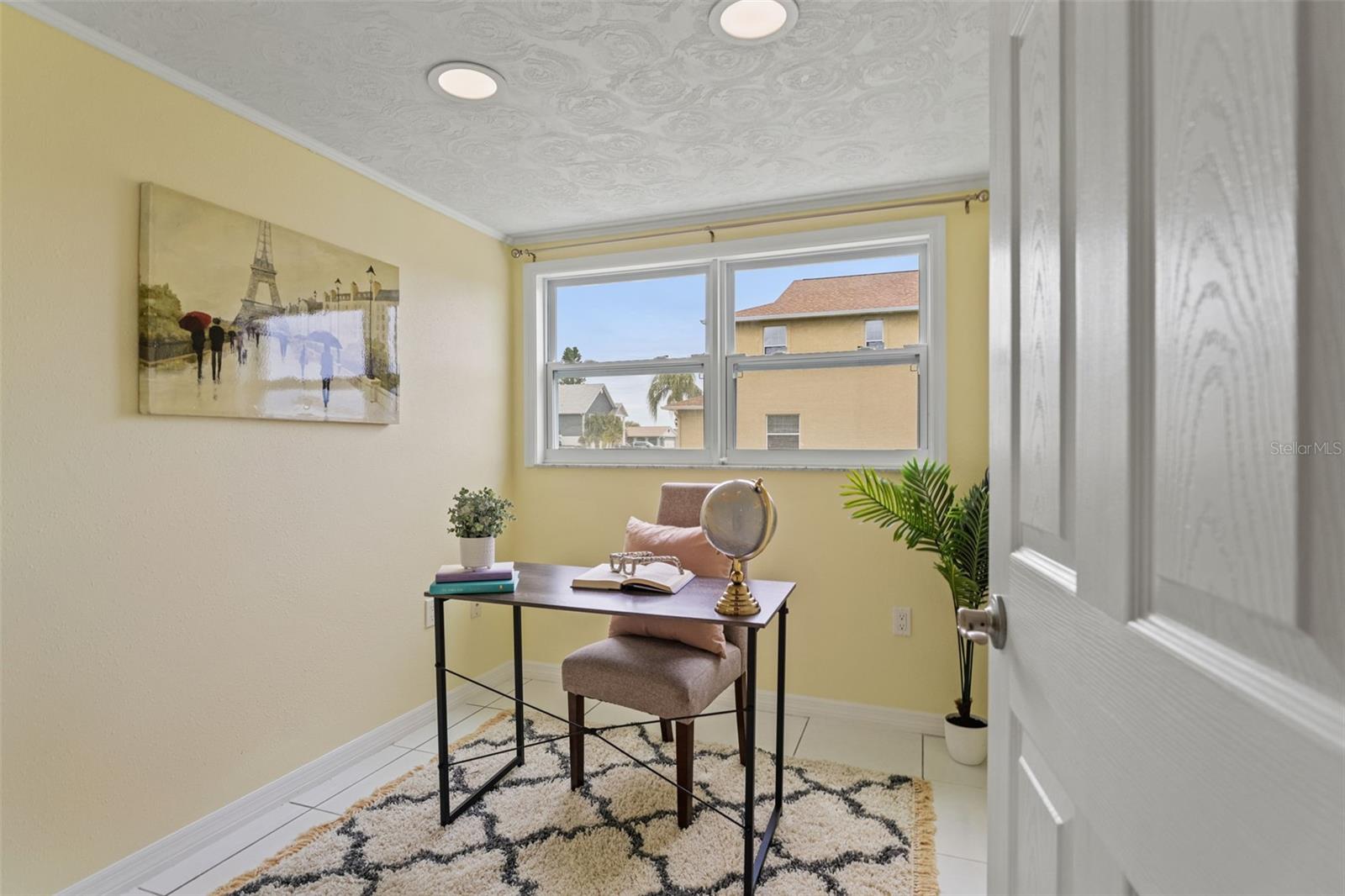 Image 14 of 30 For 7401 Islander Lane
