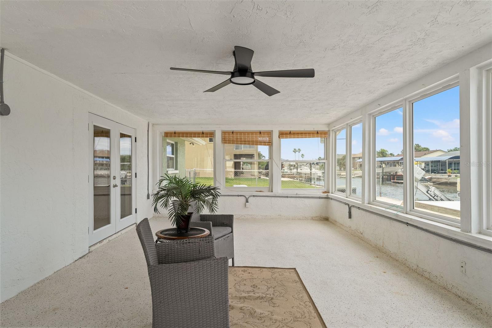 Image 17 of 30 For 7401 Islander Lane