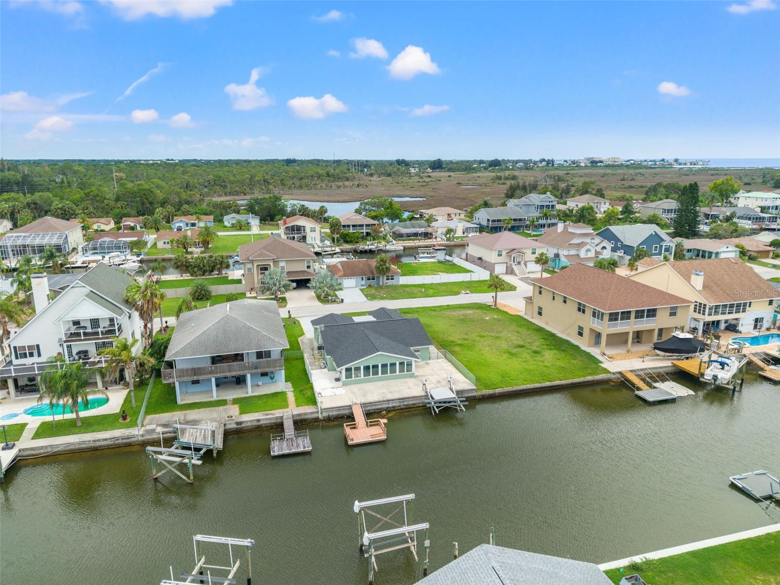Image 24 of 30 For 7401 Islander Lane