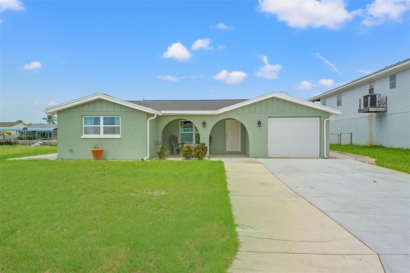 Image 29 of 30 For 7401 Islander Lane
