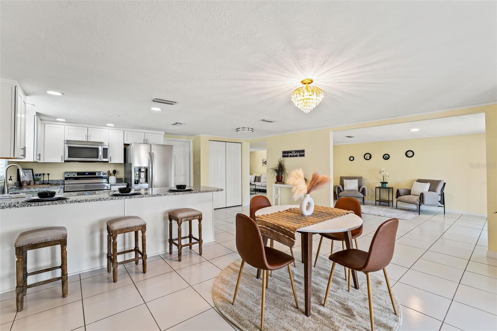 Image 7 of 30 For 7401 Islander Lane