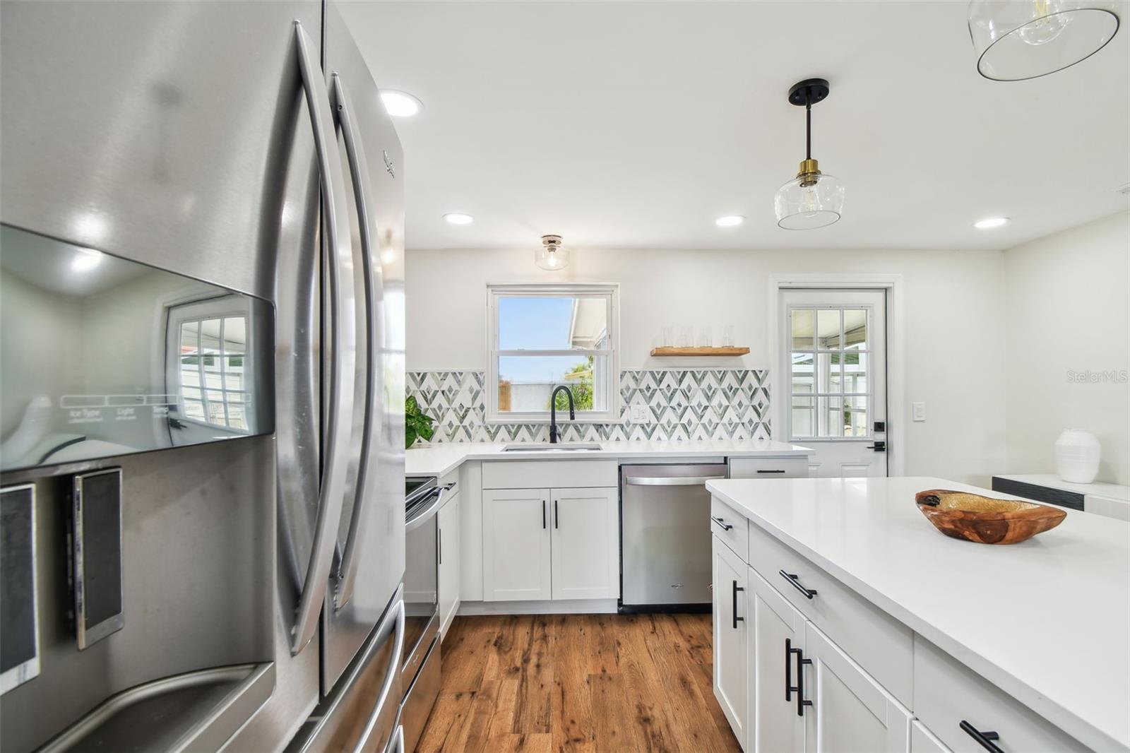 Image 17 of 49 For 3850 Carioca Rd
