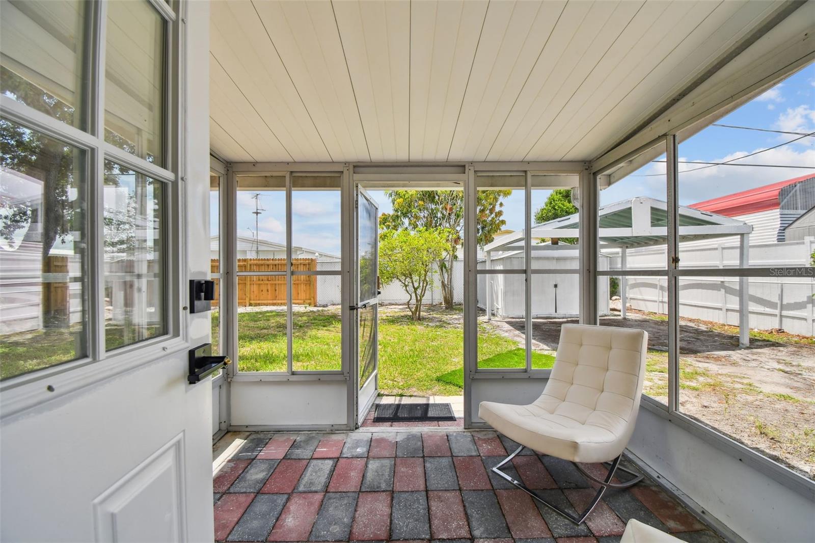 Image 39 of 49 For 3850 Carioca Rd